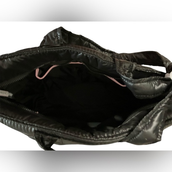 Wildfox Puffy Lips Quilted Tote Bag – Black & Silver - Picture 4 of 5